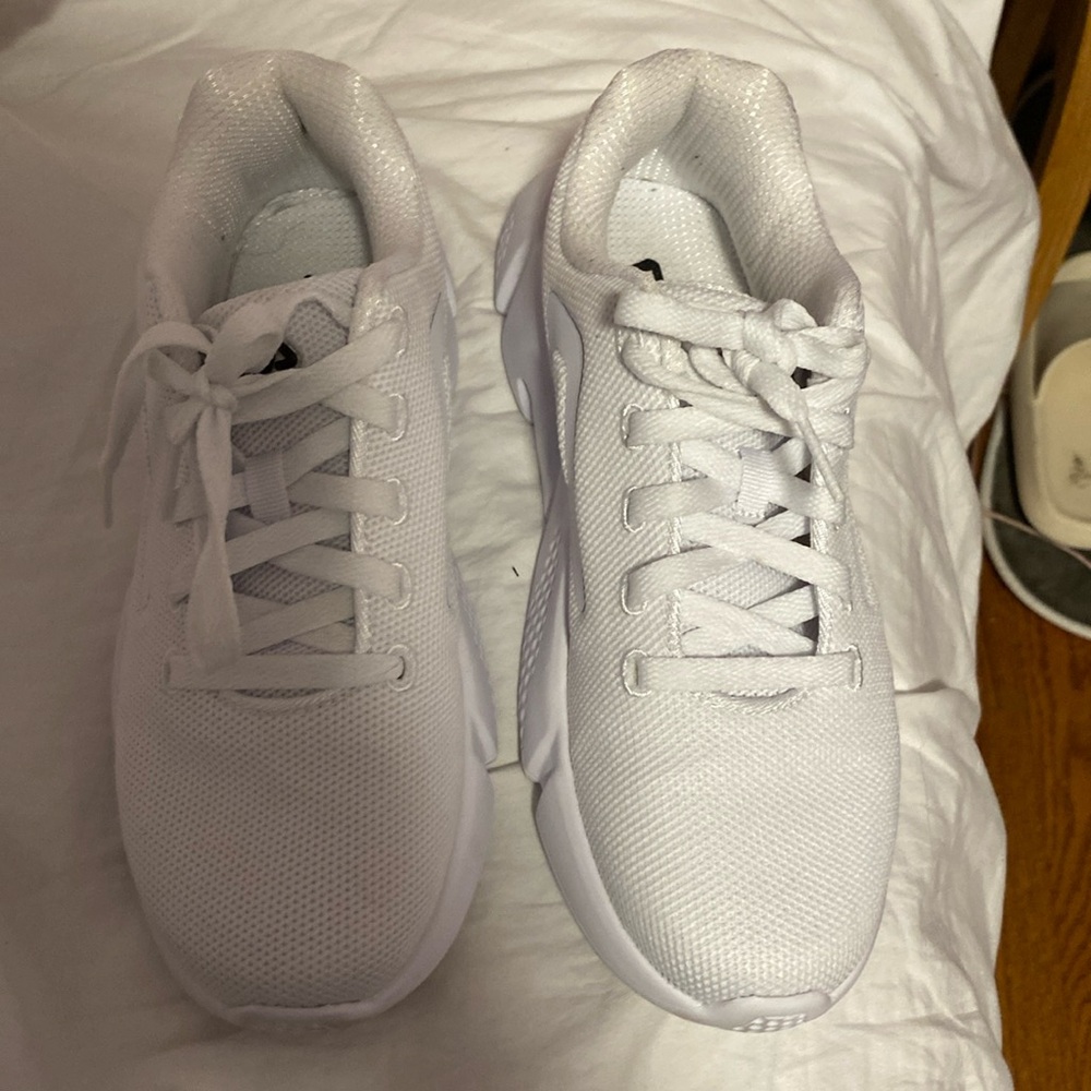 Fila white running shoes size 7 women